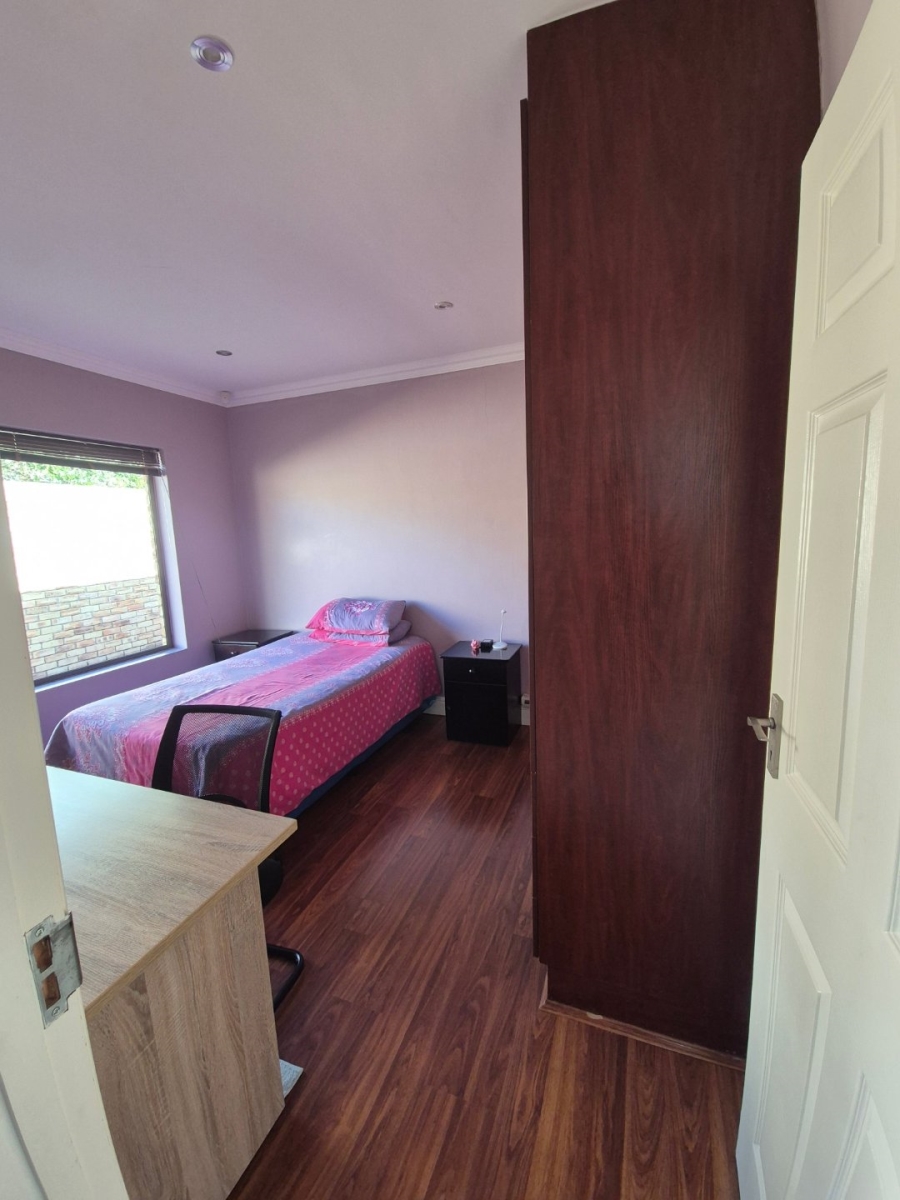 3 Bedroom Property for Sale in Weybridge Park Eastern Cape